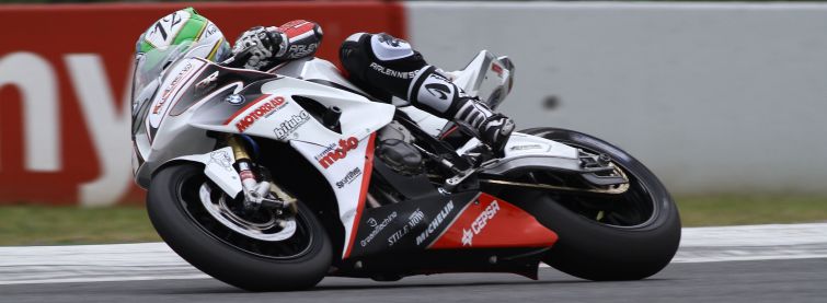 Tres de tres de Xavi Forés con BMW S1000 RR en el CEV de Jerez 1 Motorrad 2