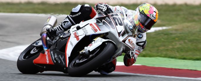 Javier Forés a por la tercera victoria consecutiva en Stock Extreme con la BMW S1000 RR 1 Motorrad Competicion 1
