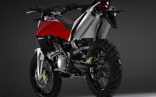 Novedades 2012: Husqvarna Concept Strada 1 P90087668