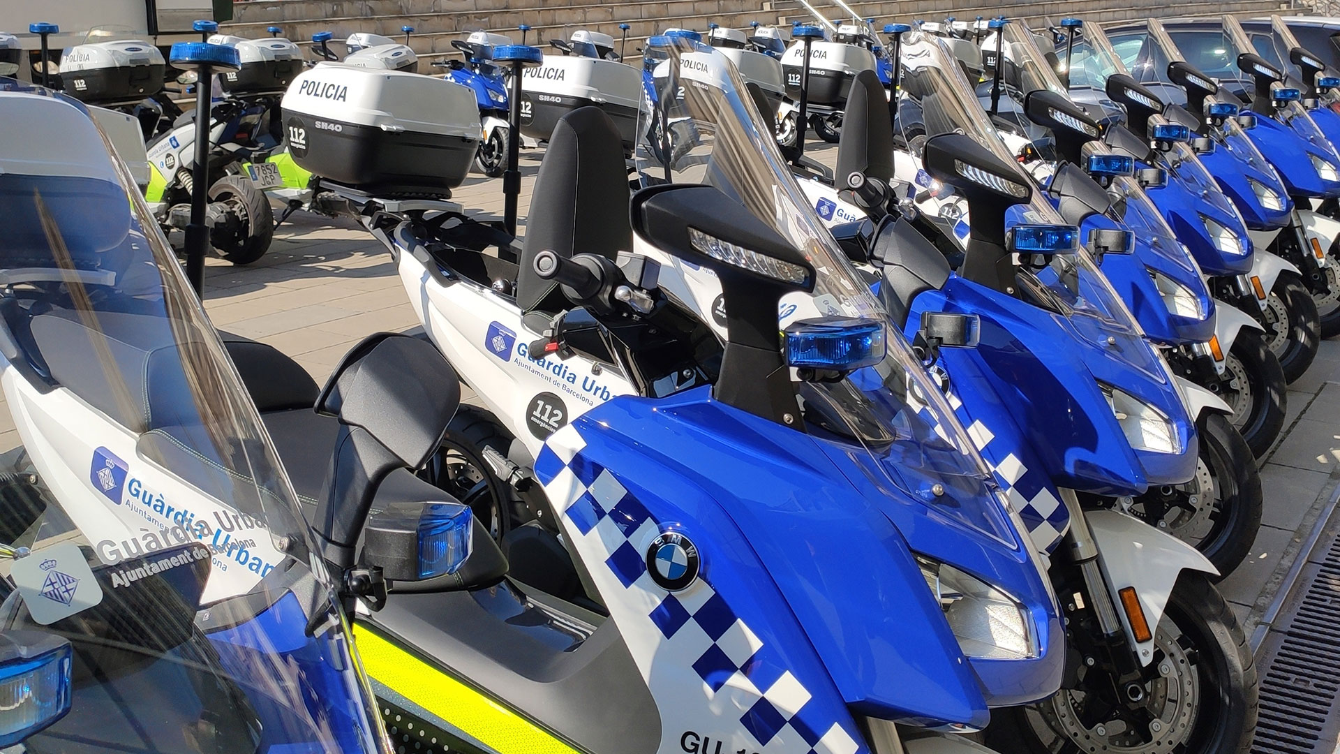 La Guardia Urbana de Barcelona adquiere 30 unidades del scooter eléctrico de BMW 1 bmw-c-evolution