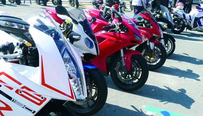 Rajoy y Rubalcaba en moto 1 Rajoy Rubalcaba