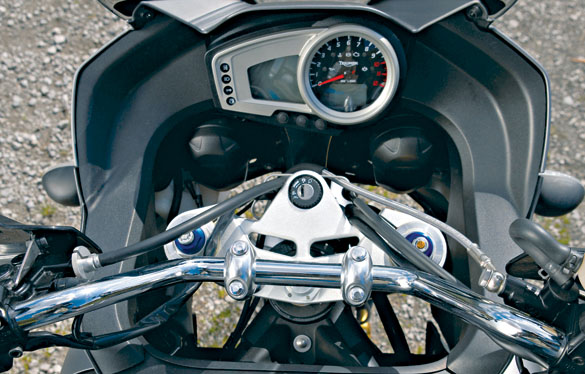Triumph Tiger 1050i/SE ABS (11.495 -/12.695 -) 1 TR 10