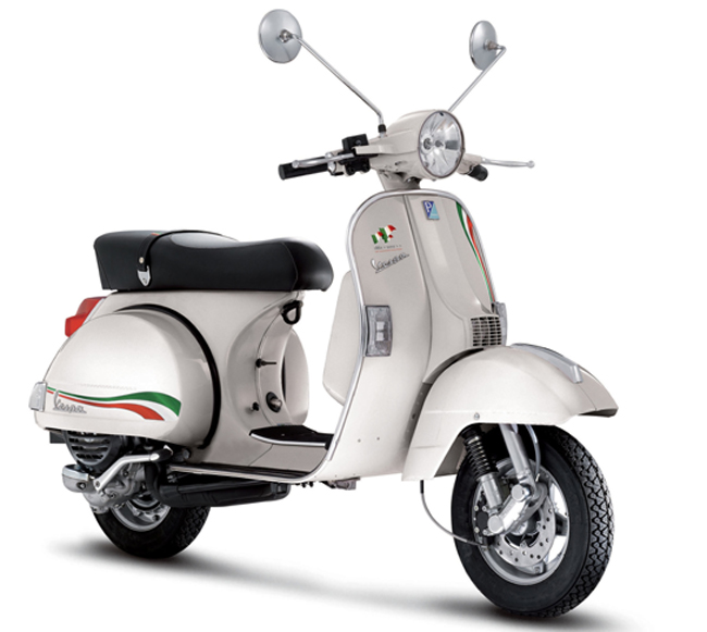 Vespa rinde honores a sus orígenes italianos 1 Vespa Italia