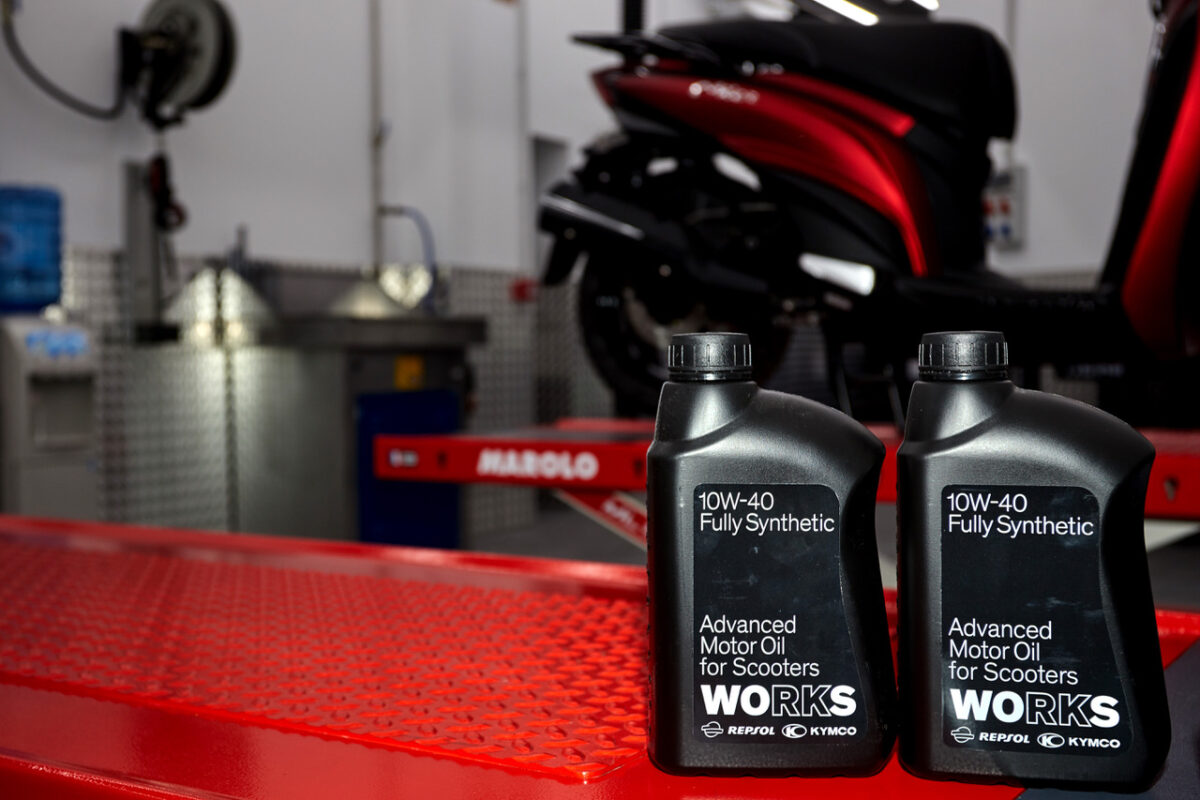 WORKS: Aceite Premium para scooters 1 aceiteworks