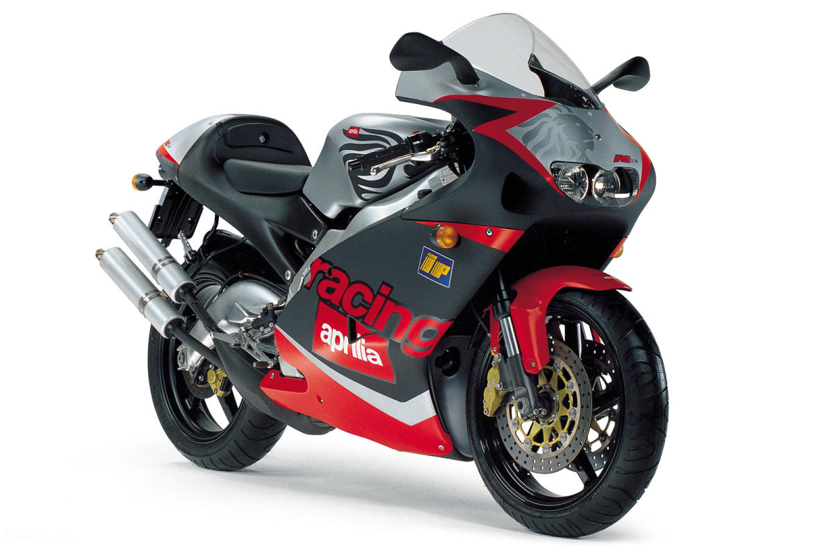 Aprilia RS 250: lo que debes saber sobre ella 1 aprilia 2g