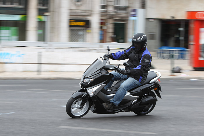 Prueba Yamaha NMax 125: Al MAXimo por la ciudad