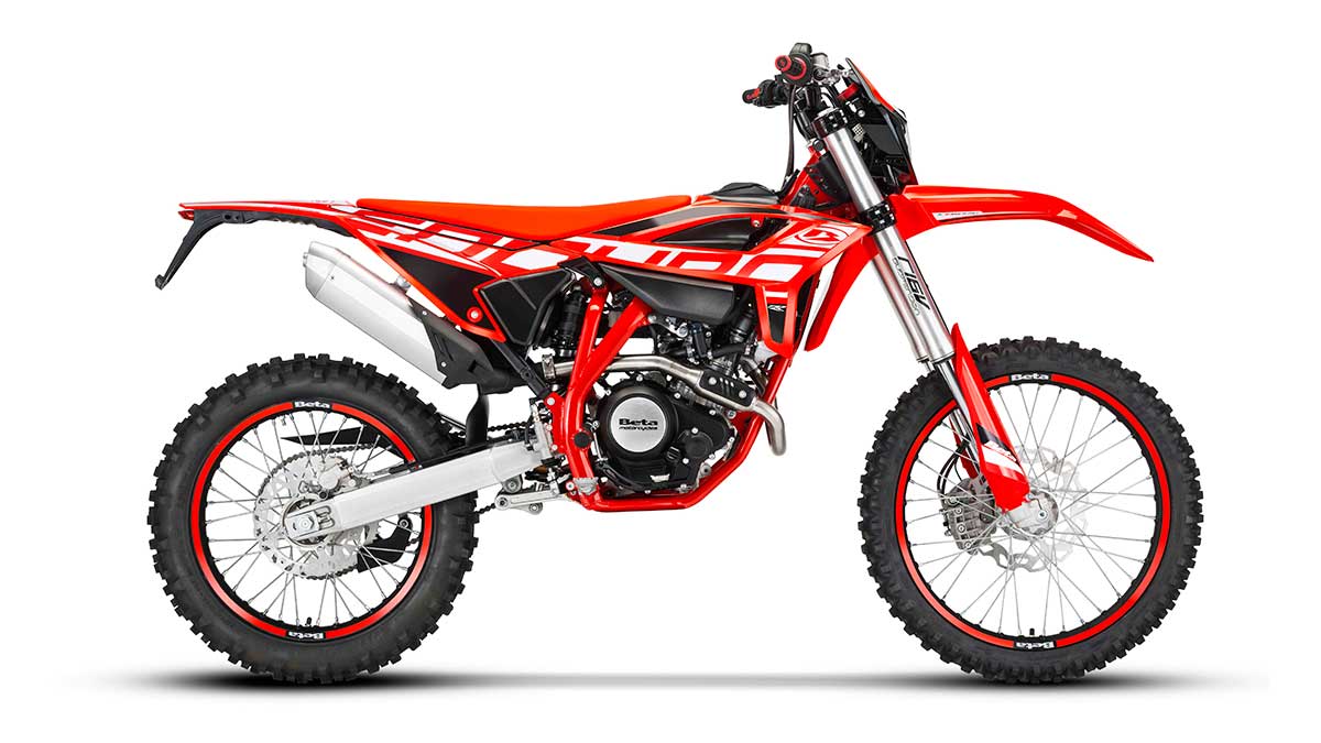 Llega la Beta RR 125 4T LC 2021 en versiones enduro y supermotard