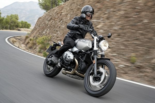BMW R nineT Scrambler 2016 1 bmrninet