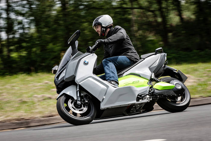 BMW C evolution y nueva maxinaked bóxer confirmados para 2014 1 bmwcevolution