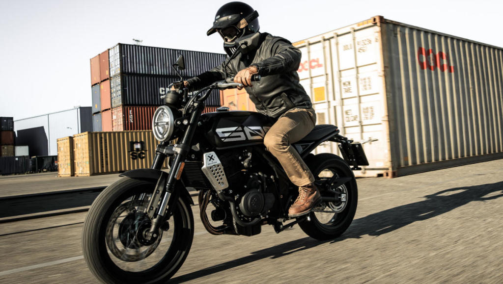 Brixton Crossfire 500: ahora disponible a partir de 99 euros al mes 1 brixton 7g