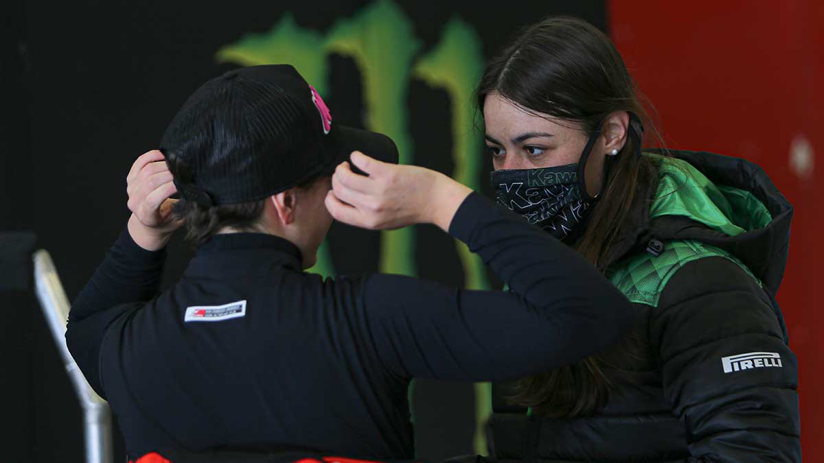Carla Grau, única manager de equipo en el WSBK 1 carla