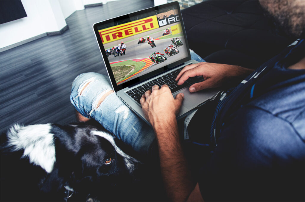 Las mejores carreras de motos que puedes ver gratis 1 carreras mockup