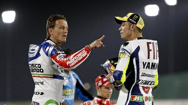 Gibernau habla sobre la acción donde Valentino Rossi tira a Márquez 5 cartaabiertagibernaurossi