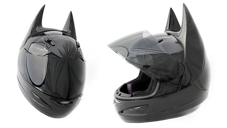 gusta Batman? puedes emularlo con este casco de Helmet - Formulamoto