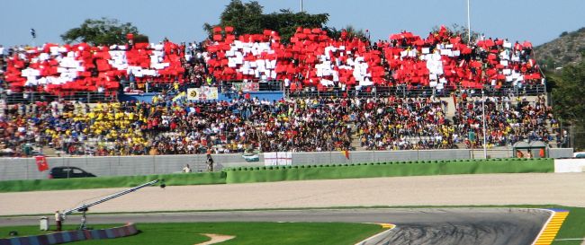 Tribunas Ducati en el Mundial SBK 1 cheste033