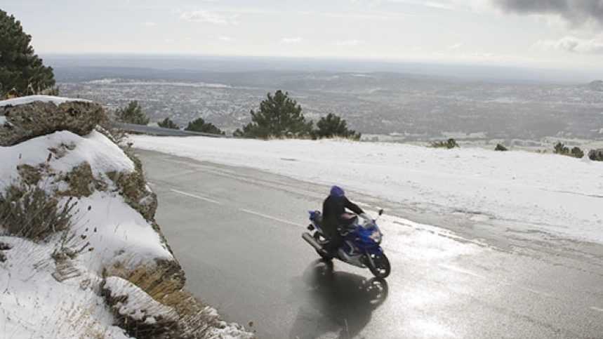 7 claves para el perfecto mantenimiento de tu moto en invierno 6 conduccionfrio