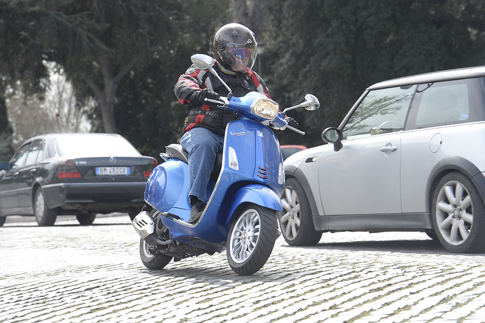 Técnicas de conducción a tener en cuenta si te pasas del coche a la moto 5 consejosconducciondelcochealamoto