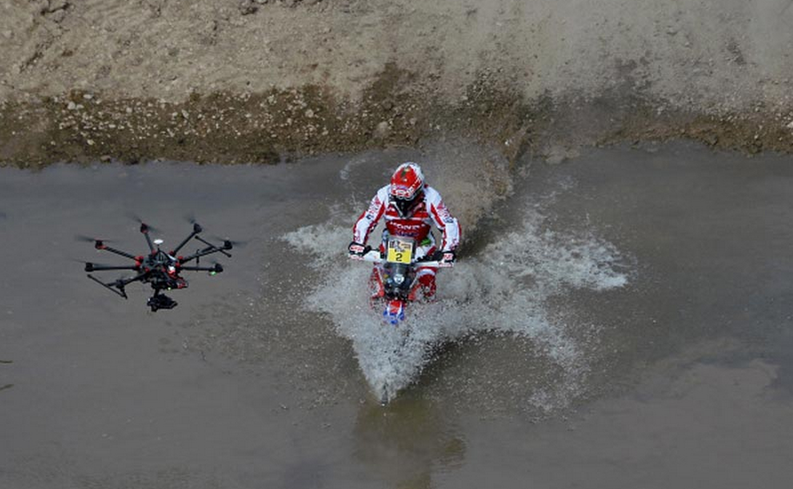 La 2ª etapa del Dakar acorta su recorrido por el mal tiempo 4 dakarlluvia