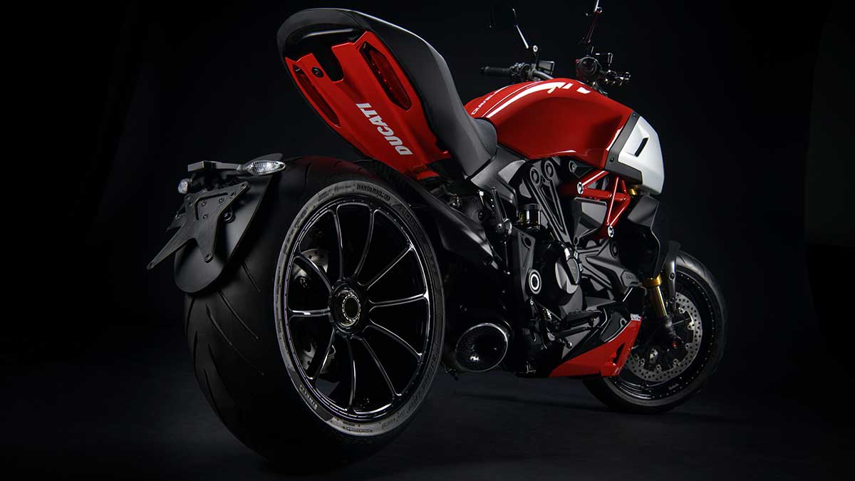 La Diavel 1260 recibe nuevos accesorios de Ducati Performance 1 ducati 5