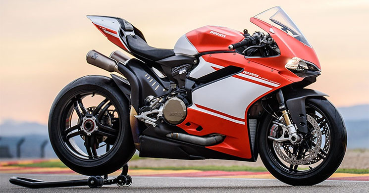 ducati panigale superleggera