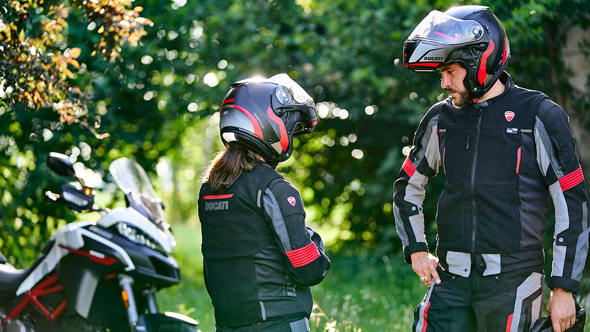 ducati smart jacket editorial img wide 1330x768 1