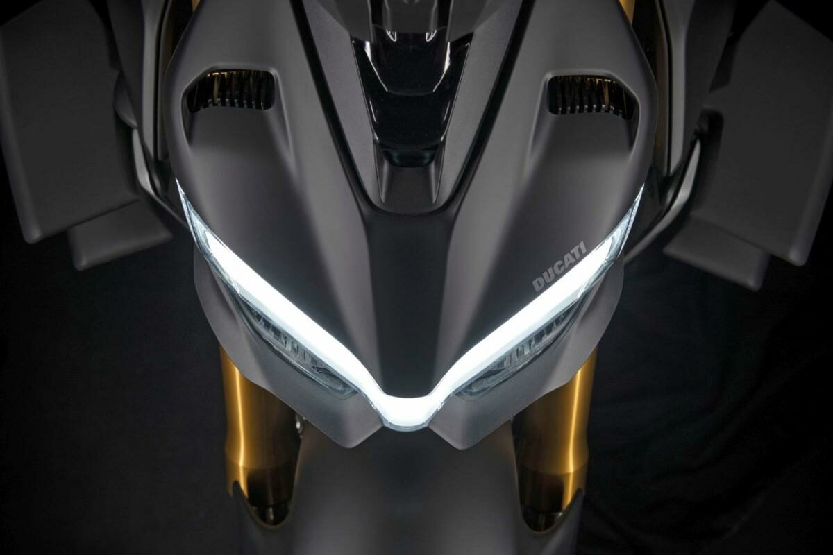 Ofertas Ducati: más accesibles que nunca en noviembre 1 ducati streetfighter 2021 12g