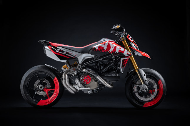 ducatihypermotardconcept01uc74520high