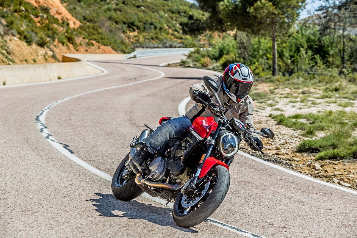 Prueba Ducati Monster 2021: Hacia delante sin dejar de mirar atrás 1 ducatimonster 1