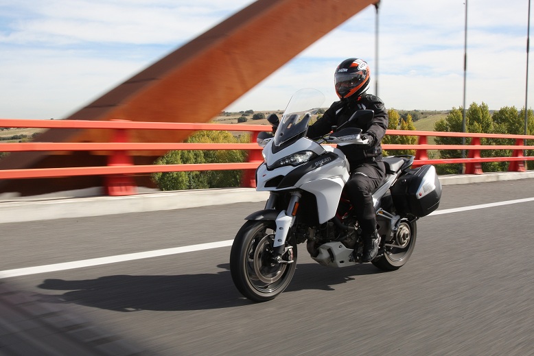 Prueba Ducati Multistrada 1200 S DVT: alfombra mágica 1 ducatimultistrada1200sdvt