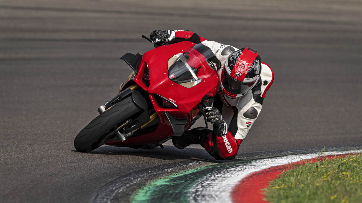 ducatipanigale v4suc101570high