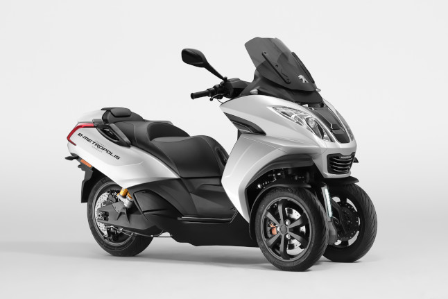 Peugeot Concepto E Metrópolis: la versión eléctrica de su scooter de tres ruedas 1 emetropolis