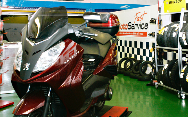 El Corte Inglés de Sanchinarro abre un servicio de taller de motos 1 fms san chinarro