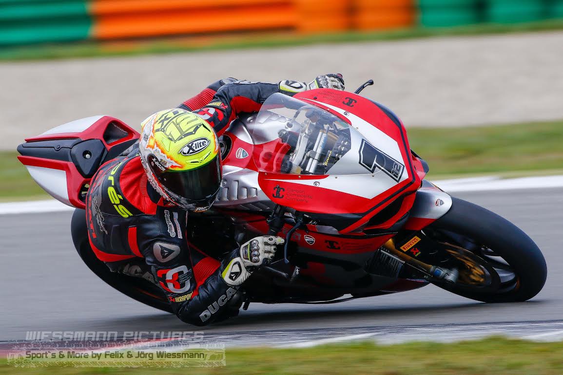 Xavi Forés conquista un nuevo podio en el IDM Superbike 1 forespodioidmassen