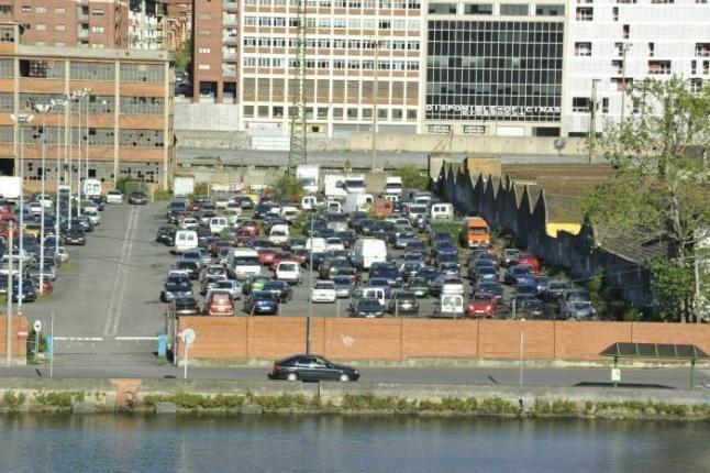 El Ayuntamiento de Bilbao subasta motos por 18 euros 1 fot00012486811