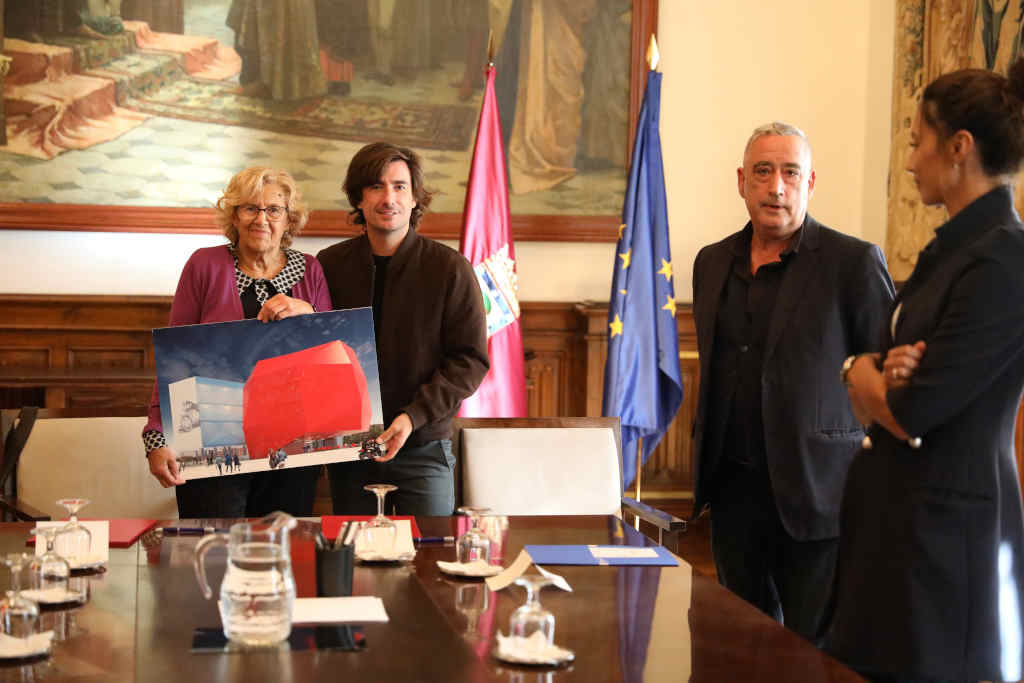 El legado de Ángel Nieto se mantendrá en Vallecas gracias a su Fundación 1 galmanuelacarmenafundacionangelnieto5