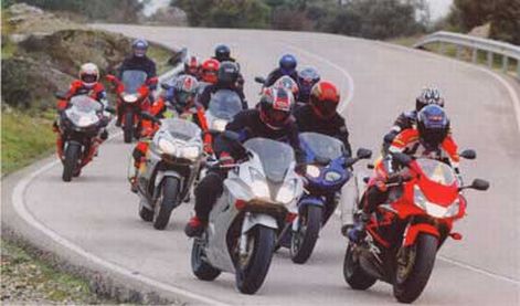 DGT y AMM colaboran 1 grupo motos 1