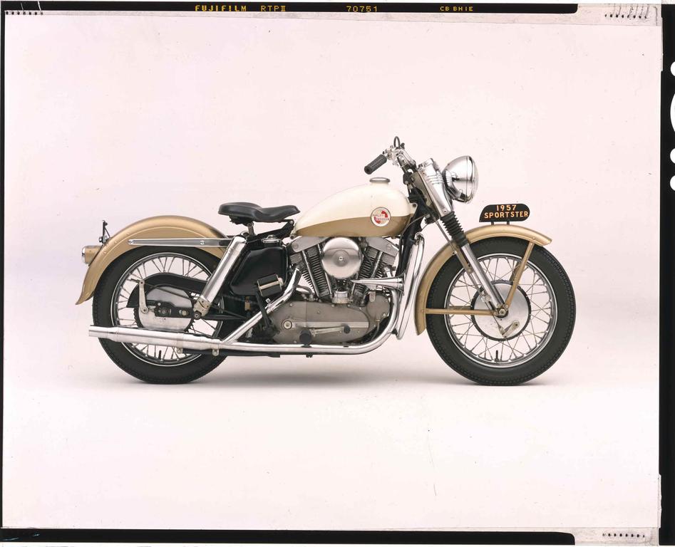 Harley-Davidson cumple 60 años produciendo el modelo Sportster 8 harley davidson sportster 1