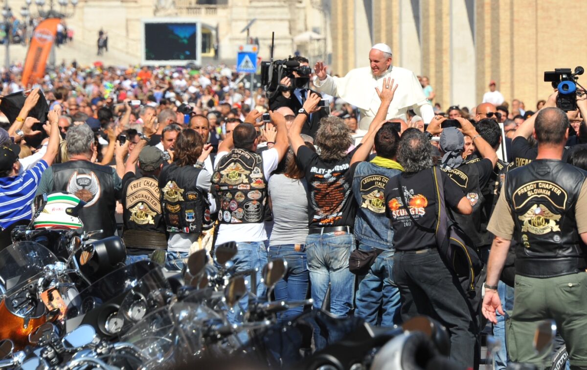 Todos los caminos conducen a Roma 1 hdbendicionharleyspapafrancisco
