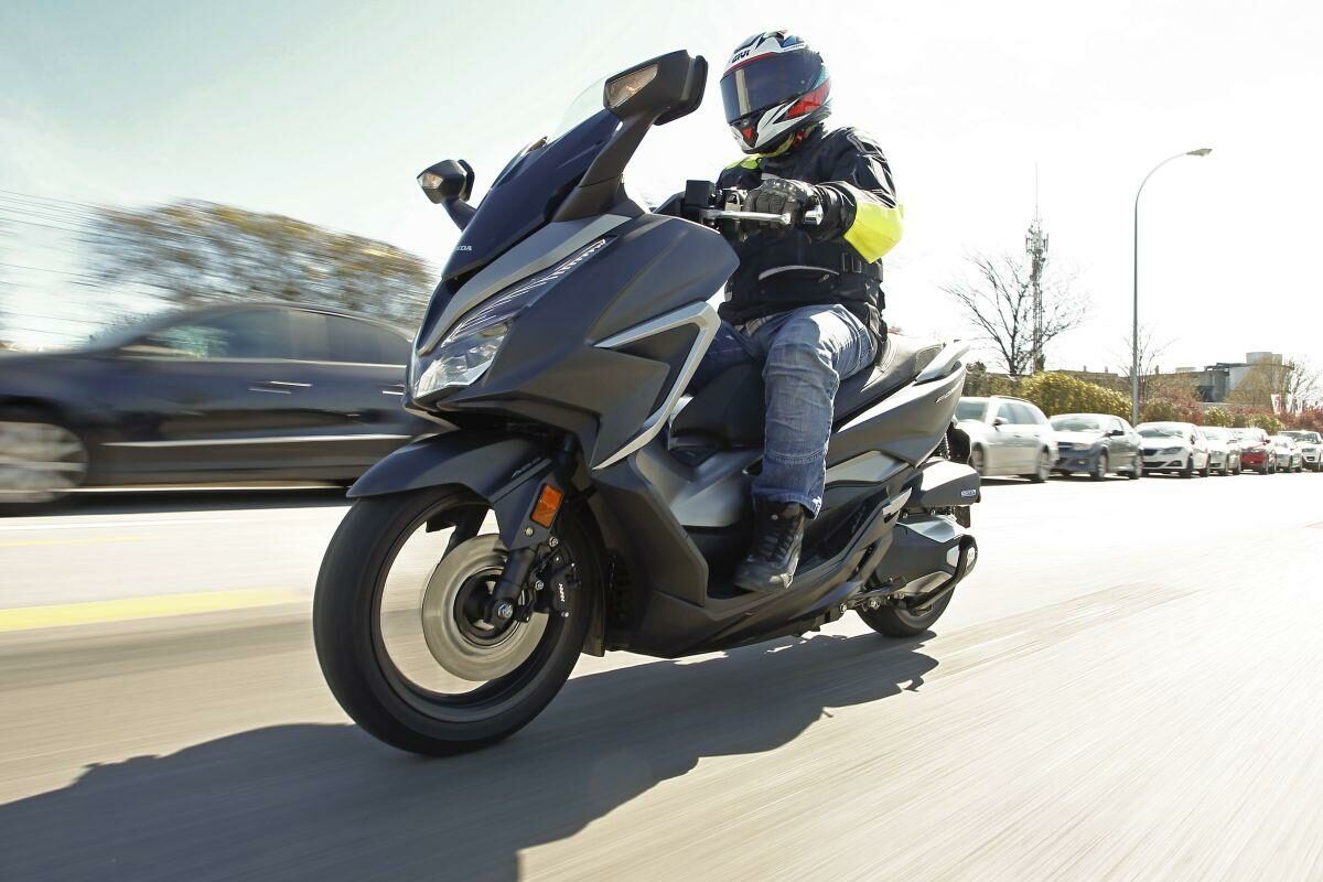 Todos los nuevos scooters 2021 para el carné A2 1 honda forza 48g