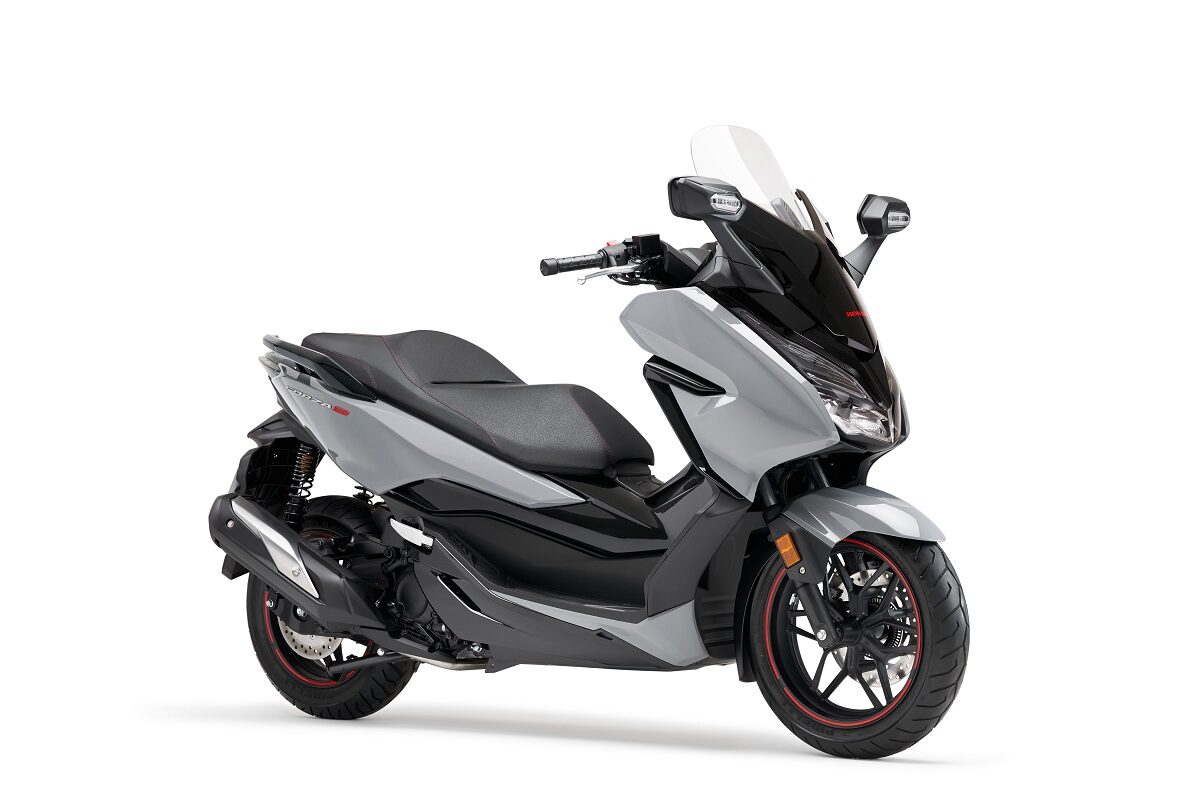 Honda Forza 300 'Limited Edition': Premium + 1 hondaforza300limitededition