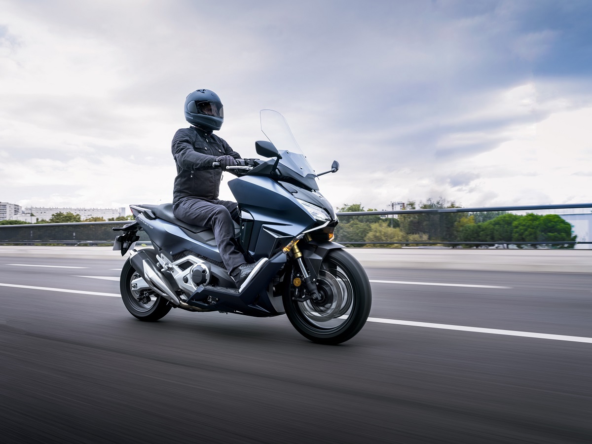 Honda Forza 750: desvelado el mayor maxiscooter de 2021 7 hondaforza750 1