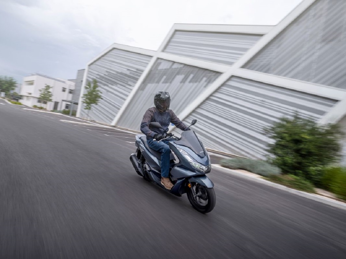 Honda PCX 125 2021: completamente nuevo 5