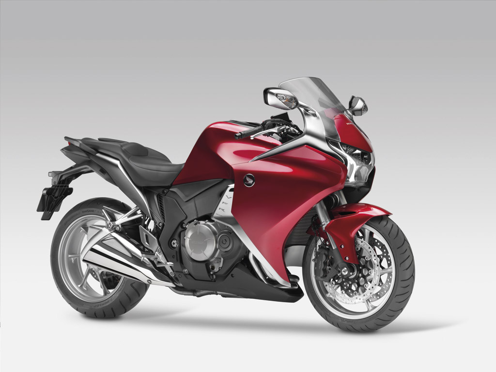 hondavfr1200f011