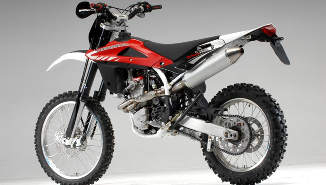 BMW Motorrad premia a sus clientes con descuentos en Husqvarna 1 husqvarna te 250 li2