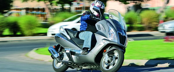 CF MOTO JETMAX 250 EFi 1