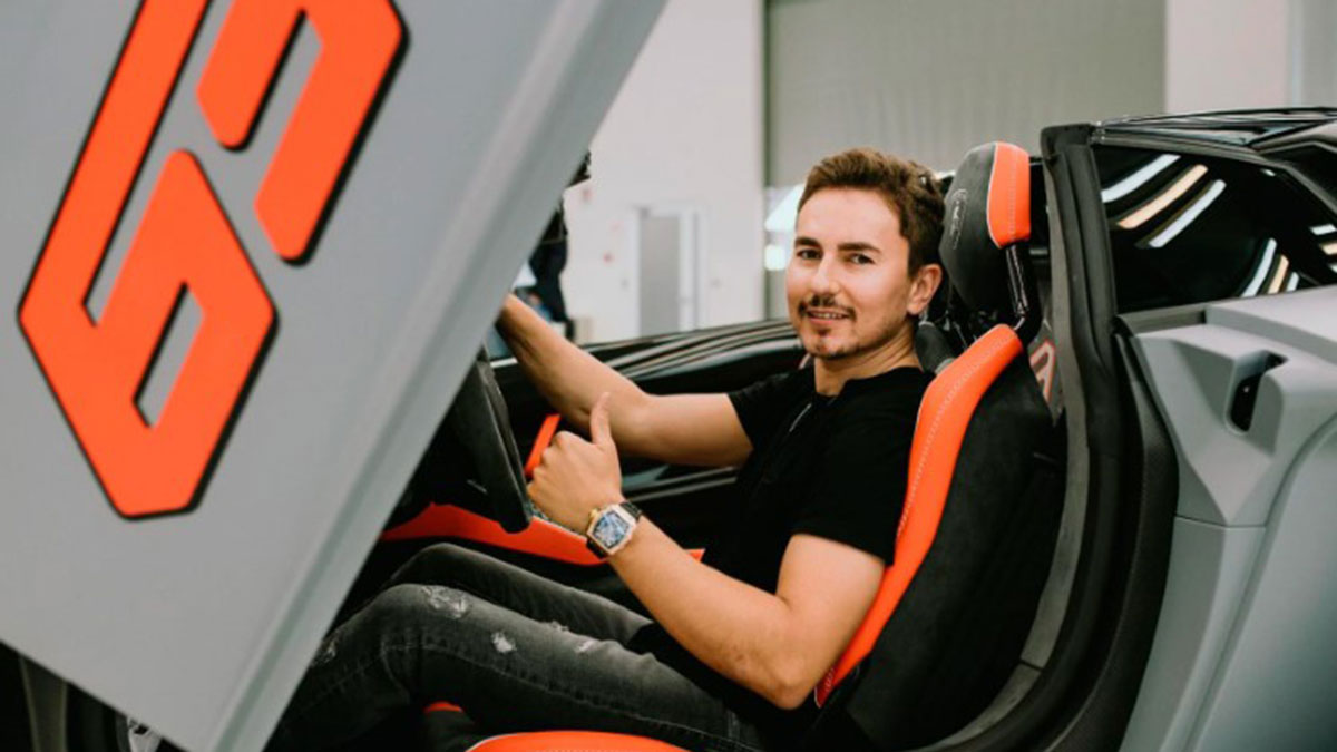 Jorge Lorenzo estrena un nuevo Lamborghini Aventador SVJ 63 1 jorge lorenzo 2