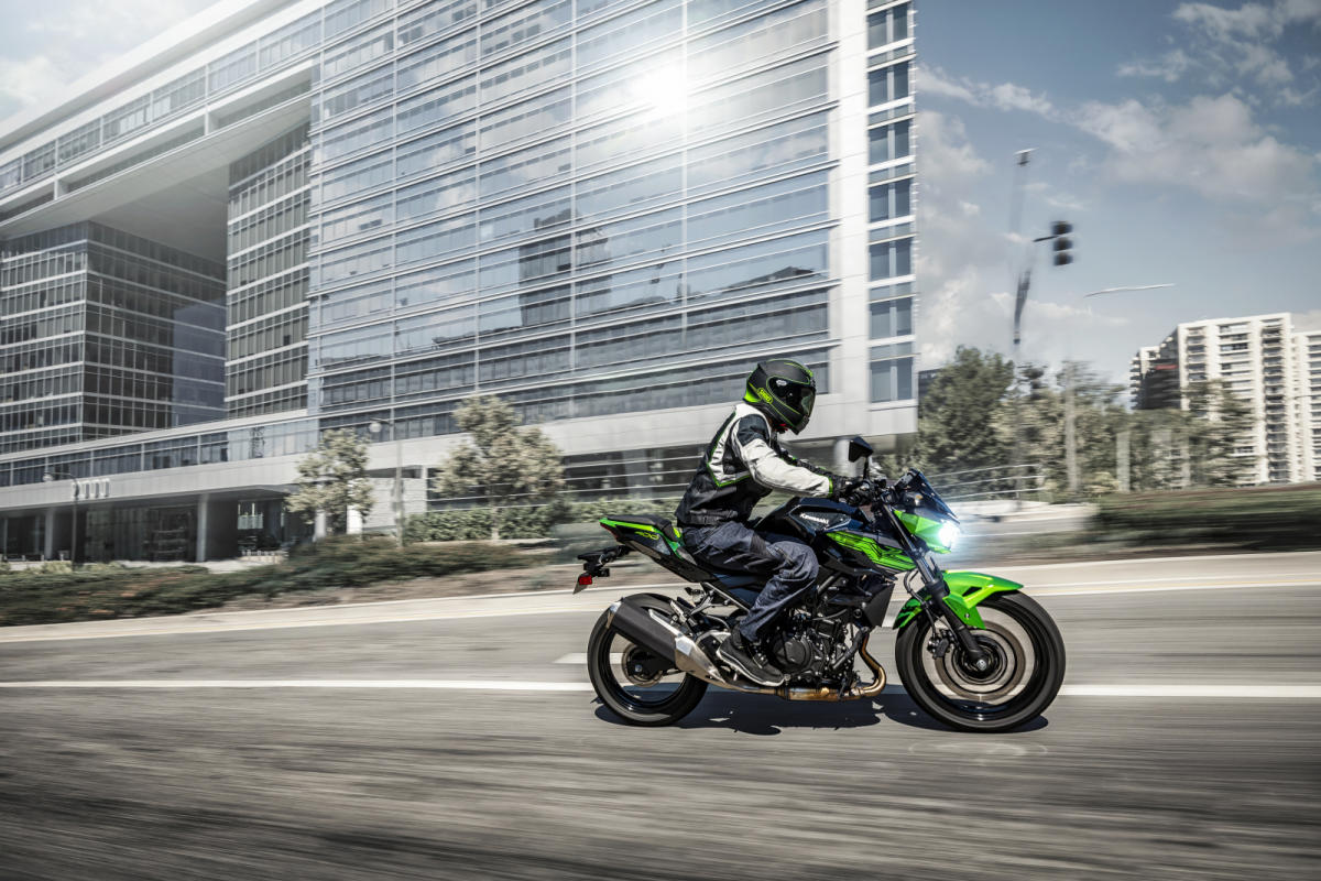 Las motos más baratas para el carnet A2 6 Kawasaki Z400