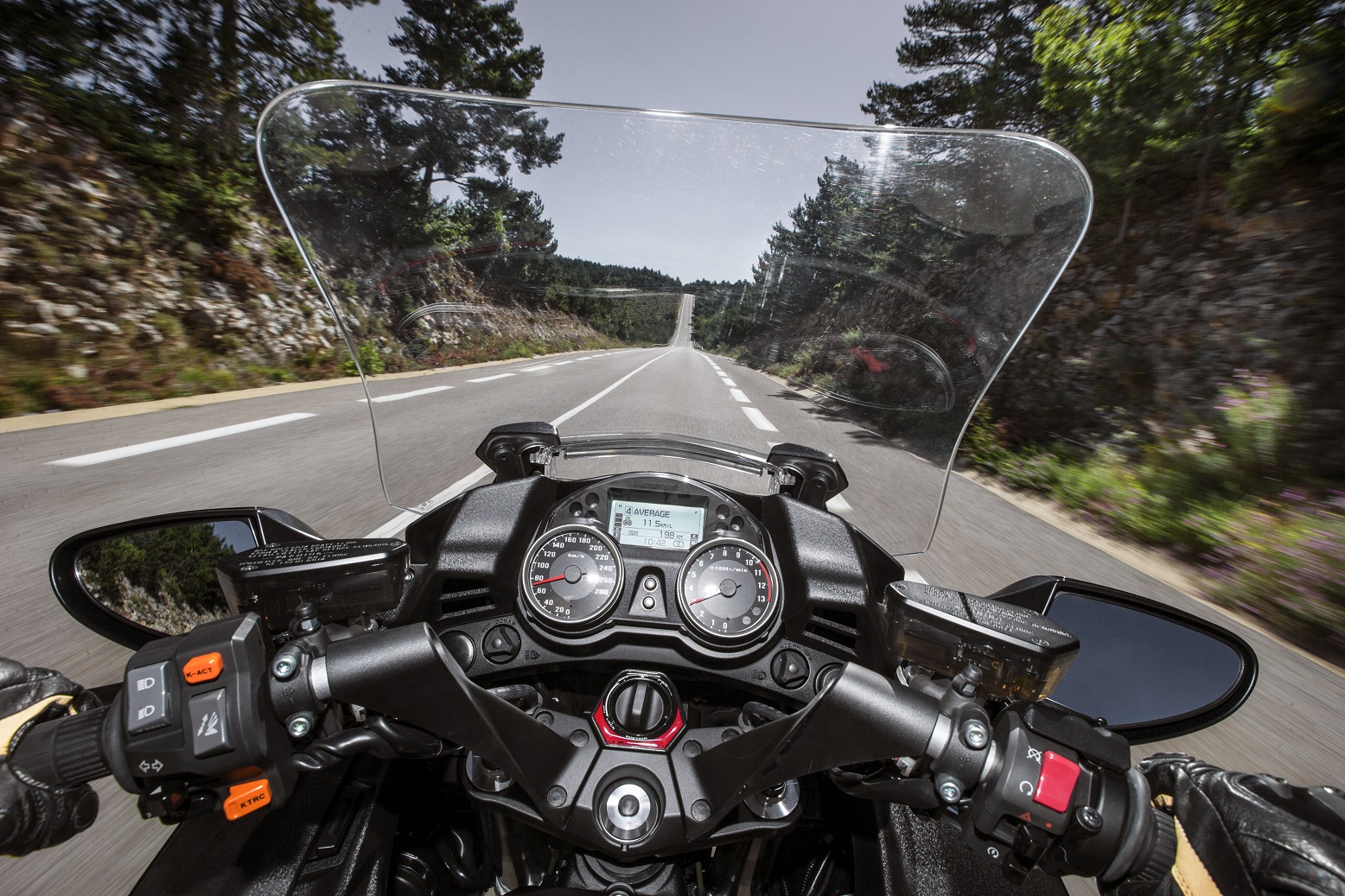 21 marcas de motos con ofertas en abril 7 kawasakigtr1400
