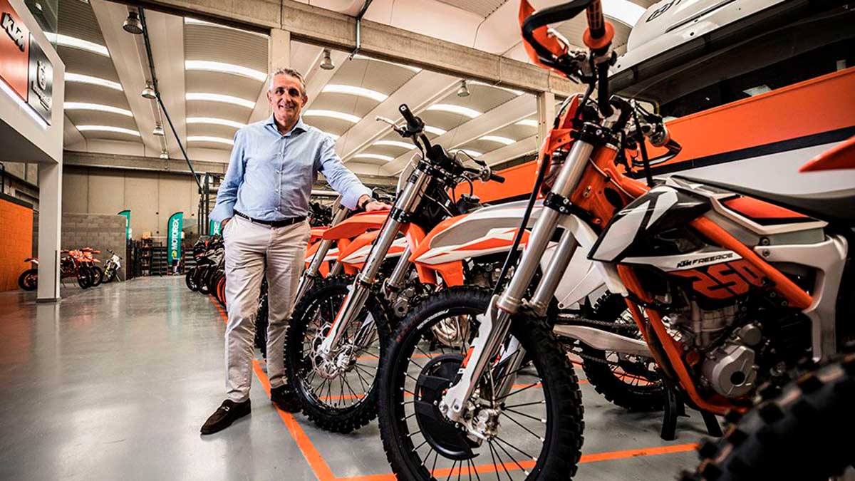César Rojo cede a Marc Coma el testigo al frente de KTM en España 1 ktm 14