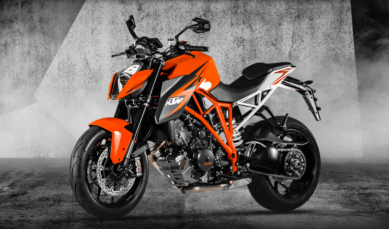 KTM Super Duke R 1290: vídeo y ¡180 CV!